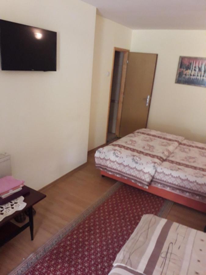 Prenociste Vitas Bed and Breakfast Miljevina Esterno foto
