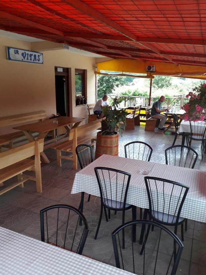 Prenociste Vitas Bed and Breakfast Miljevina Esterno foto