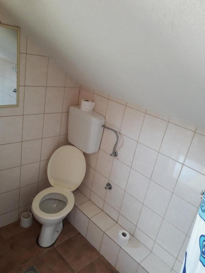 Prenociste Vitas Bed and Breakfast Miljevina Esterno foto