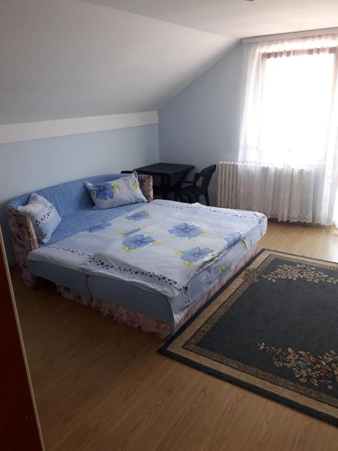 Prenociste Vitas Bed and Breakfast Miljevina Esterno foto