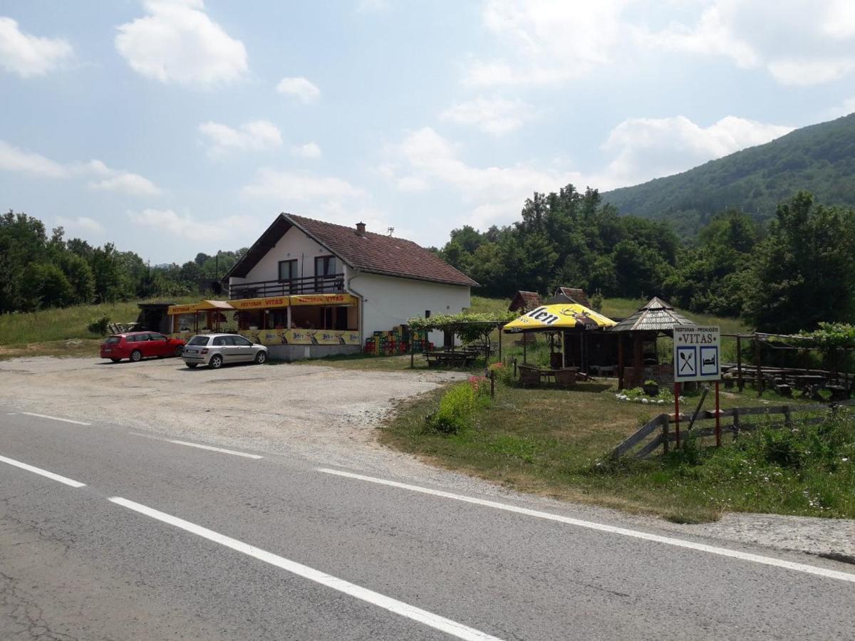 Prenociste Vitas Bed and Breakfast Miljevina Esterno foto